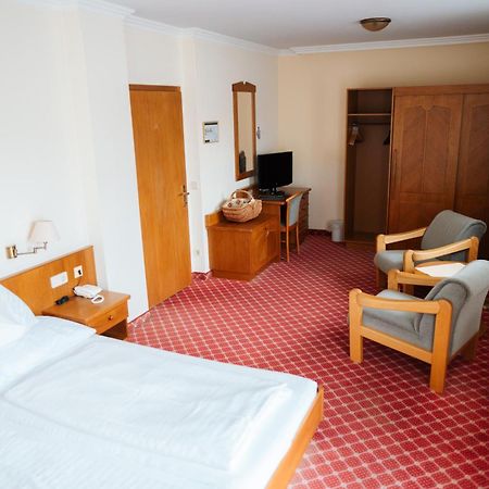 Seehotel Ressmann Drobollach am Faakersee Exterior foto